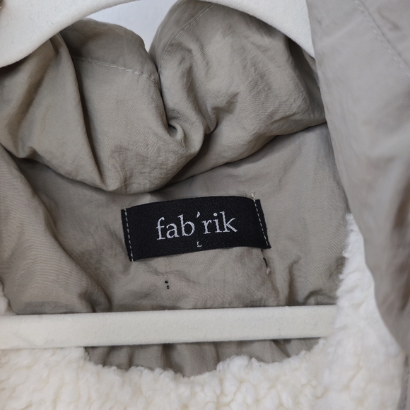 fab'rik  Tan Puffer Vest with Hood & pockets - Picture 4 of 5